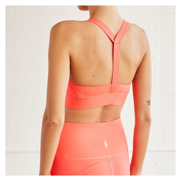 ❌SOLD OUT❌ Free People Movement End Game Bra Neon Coral - Picture 2 of 4